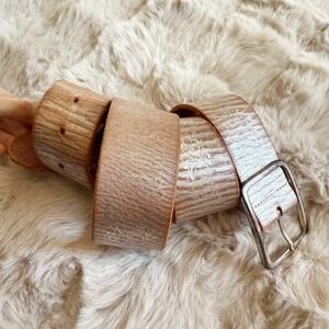 Vintage Linea Pelle Leather Embossed Belt Women's Size S Silver Buckle Handmade